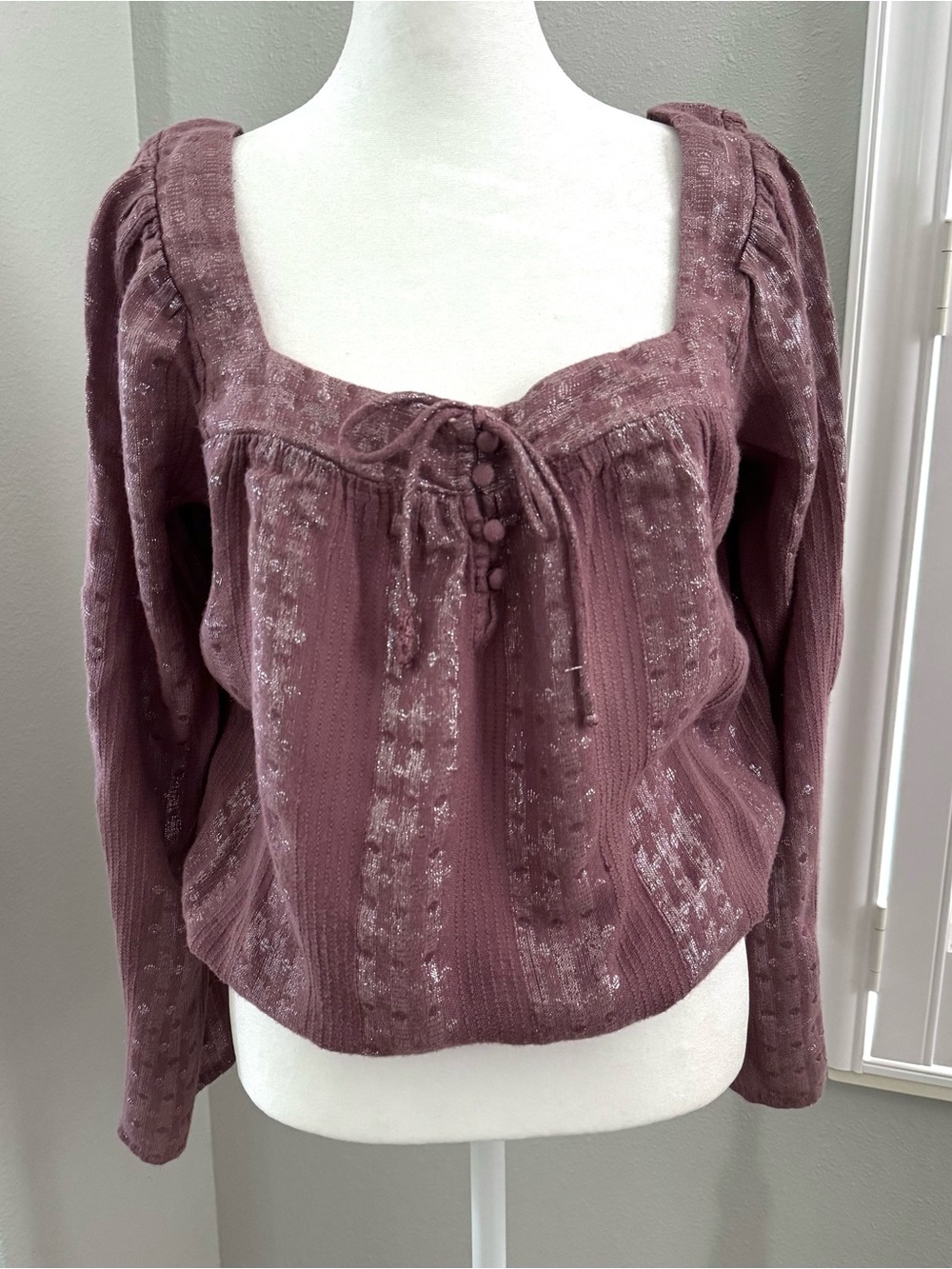 Express women’s purple peasant style long sleeve flowy blouse Medium romantic